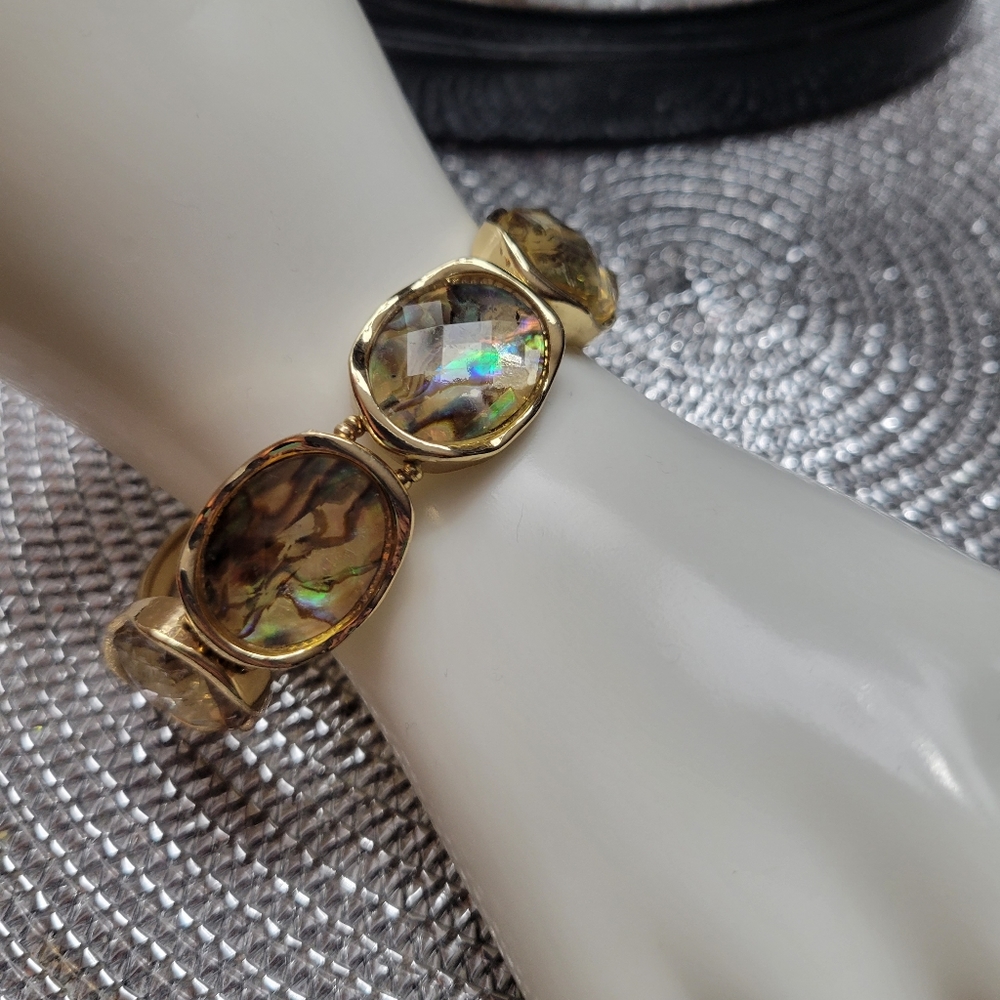 New Turtleshell Stretch Bracelet - Gold Tone Finish Fashion Jewelry - Picture 2 of 3